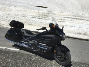 2113268